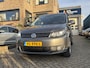 Volkswagen Caddy 2.0 TDI / Lederen stoelen / lichtmetalen wielen 17'' / Stoelverw