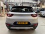 Kia Stonic 1.0 T-GDi 120pk MHEV DCT7 DynamicLine | Apple carplay / android auto | Leder | Stoel + Stuurverw. | Navigatie | Camera | Blindspot | Rijklaar prijs!