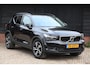Volvo XC40 2.0 T4 Momentum Camera/Stoelverwarming/Navigatie/Parkeersensor/68000km