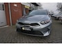 Kia Ceed Sportswagon 1.5 T-GDi DynamicLine 160PK CAMERA - STOELVERWARMING - STUURVERWARMING - APPLE CARPLAY - ANDROID - PRIVACYGLAS - CRUISE - CLIMA - RIJSTROOKSENSOR
