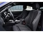 BMW 1-Serie 118i Executive Rijklaarprijs-Garantie Navigatie Sport Interieur Airco Led