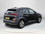 Hyundai Kona Electric EV Fashion 64 kWh |Trekhaak afneembaar| Apple Carplay/Android Auto | Head-up display | Lichtmetalen velgen | Climate control | Achteruitrijcamera |