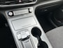 Hyundai Kona Electric EV Fashion 64 kWh |Trekhaak afneembaar| Apple Carplay/Android Auto | Head-up display | Lichtmetalen velgen | Climate control | Achteruitrijcamera |