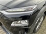 Hyundai Kona Electric EV Fashion 64 kWh |Trekhaak afneembaar| Apple Carplay/Android Auto | Head-up display | Lichtmetalen velgen | Climate control | Achteruitrijcamera |