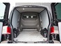 Volkswagen Transporter 2.0 TDI L2 150PK AUT. DC-5P, LED, 2X SCHUIFDEUR, TREKHAAK, NAVI, CRUISE, LEDER STUUR, PARKEERSENSOREN, MISTLAMPEN, DUBBELE CABINE
