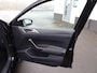 Volkswagen Polo 1.0 TSI Comfortline Business Automatische airco, navigatie, digi dashboard, parkeersensoren voor en achter, carplay, cruise controle, licht metalen velgen, enz, geen import.