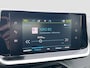 Peugeot e-2008 EV Allure 50 kWh 136pk | Climate controle | Carplay navigatie | Bluetooth | Half lederen bekleding | Cruise controle | 17'' Velgen | LED koplampen