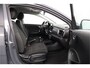 Kia Stonic 1.0 T-GDi MHEV DynamicLine - Trekhaak - Apple Carplay/ Android Auto - Cruise Control - Airco - Achteruitrijcamera - Fabrieksgarantie tot 03-2028