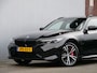 BMW 3-Serie Touring 330e 292 Pk Automaat M-Sport pakket Navigatie / Camera / Pano-dak / DAB / Apple Carplay
