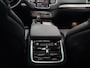 Volvo XC90 2.0 T8 Recharge AWD Ultimate Dark Luchtvering Trekhaak Harmankardon