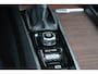 Volvo XC60 T5 250PK AUT8 Inscription | Adaptive Cruise & Pilot Assist | Premium Harman/Kardon Audio | Panoramisch Schuif-/Kanteldak | Power Seats incl. Memory | Semi Elektr. Trekhaak | Elektr. Achterklep |