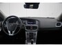 Volvo V40 T2 122PK 6MT Momentum | Standkachel | Stoelverwarming | Verwarmbare Voorruit | Climate Control | LED Koplampen | Cruise Control | Navigatie | Bluetooth Telefonie & Multimedia | Volvo OnCall | Park Assist voor en achter |