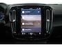Volvo XC40 Recharge Core 70 kWh | Wegklapbare Trekhaak | Google Services | Park Assist voor & achter incl. Camera | Lende steun verstelling | Apple carplay/Android auto | Warmtepomp | 19 inch lichtmetalen velgen | Automatisch Dimmende Binnen -en Buitenspiegels | High Performance Audio |