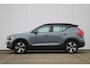 Volvo XC40 Recharge Core 70 kWh | Wegklapbare Trekhaak | Google Services | Park Assist voor & achter incl. Camera | Lende steun verstelling | Apple carplay/Android auto | Warmtepomp | 19 inch lichtmetalen velgen | Automatisch Dimmende Binnen -en Buitenspiegels | High Performance Audio |
