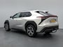 Toyota BZ4X Dynamic 71 kWh | Parkeersensoren | Trekhaak | Dodehoek Ass. | Stoel en stuurwiel verwarmd | Navigatie | 360 Camera |