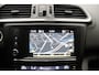 Renault Kadjar 1.2 TCe 130pk Automaat Limited | Navigatie | Trekhaak | Climate control | Lichtmetalen velgen | Keyless | Dakrails | Cruise control | 1500kg Trekgewicht