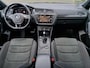 Volkswagen Tiguan Allspace 1.5 TSI Highline R-Line 7p. PANO TREKHAAK ADAPTIVE