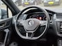 Volkswagen Tiguan Allspace 1.5 TSI Highline R-Line 7p. PANO TREKHAAK ADAPTIVE