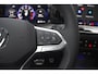 Volkswagen Golf 1.5 eTSI R-Line Edition Pano Camera LED Stoelverwa