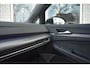 Volkswagen Golf 1.5 eTSI R-Line Edition Pano Camera LED Stoelverwa