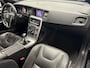 Volvo V60 2.0 T4 191 PK POLAR+ MET TREKHAAK NAVIGATIE STOELVERWARMING ZWART LEDER MEMORY STOEL XENON VERKEERD IN ZEER GOEDE STAAT