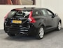 Volvo V60 2.0 T4 191 PK POLAR+ MET TREKHAAK NAVIGATIE STOELVERWARMING ZWART LEDER MEMORY STOEL XENON VERKEERD IN ZEER GOEDE STAAT