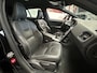Volvo V60 2.0 T4 191 PK POLAR+ MET TREKHAAK NAVIGATIE STOELVERWARMING ZWART LEDER MEMORY STOEL XENON VERKEERD IN ZEER GOEDE STAAT