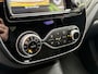 Renault Captur 1.3 TCe Intens | NAP | 1E eigenaar | 100% dlr onderhouden | Navigatie | Achteruitrijcamera | Dodehoek detectie | DAB | LED | Climate Control |