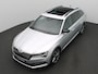 Skoda Superb Combi 1.4 TSI iV Sportline Business 218PK DSG SOH 97%, Trekhaak, Pano-Schuifdak, Elektrische Memorystoel, Stoelverwarming, Achteruitrijcamera, Virtual Pedal, Keyless, 19" LM Velgen, Adaptieve Cruise Control