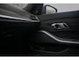 BMW 3-Serie Touring 330e High Executive M Sport Panodak Harman Kardon HUD Leer Alcantara