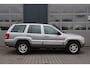 Jeep Grand Cherokee 4.7i V8 LIMITED l 4X4 l AUTOMAAT l APK 10-'26 l TREKHAAK l AIRCO l INRUIL KOOPJE