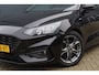 Ford Focus Wagon 1.5 EcoBlue ST Line Business | Stoel- stuurverwarming | Trekhaak | Keyless | Voorruitverwarming | Apple Carplay / Android Auto
