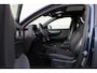 Volvo EX40 Single Motor Extended Range Ultra Black Ed. 82 kWh | Panoramadak | Verwarmbare voorstoelen+stuurwiel | Permium audio by Harman Kardon | Adaptive cruise control | 360 graden camera | Warmtepomp | 20 inch lichtmetalen velgen