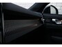 Volvo EX40 Single Motor Extended Range Ultra 82 kWh | Panoramadak | Verwarmbare voorstoelen+stuurwiel | Premium audio by Harman Kardon | Adaptive cruise control | 360 graden camera | Warmtepomp | 19 inch lichtmetalen velgen