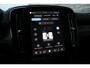 Volvo EX40 Single Motor Extended Range Ultra 82 kWh | Panoramadak | Verwarmbare voorstoelen+stuurwiel | Permium audio by Harman Kardon | Adaptive cruise control | 360 graden camera | Warmtepomp | 19 inch lichtmetalen velgen