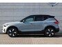 Volvo EX40 Single Motor Extended Range Ultra 82 kWh | Panoramadak | Verwarmbare voorstoelen+stuurwiel | Permium audio by Harman Kardon | Adaptive cruise control | 360 graden camera | Warmtepomp | 19 inch lichtmetalen velgen