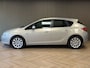 Opel Astra 1.6 Edition AUTOMAAT PDC AIRCO CRUISE TREKHAAK