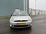 Ford Fiesta 1.4-16V Trend 5-Deurs 81 PK. Zeer fijn rijdende inruilauto met nieuwe APK !!!
