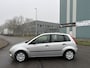 Ford Fiesta 1.4-16V Trend 5-Deurs 81 PK. Zeer fijn rijdende inruilauto met nieuwe APK !!!