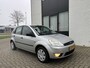 Ford Fiesta 1.4-16V Trend 5-Deurs 81 PK. Zeer fijn rijdende inruilauto met nieuwe APK !!!
