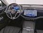 Mercedes-Benz E-klasse Estate 300 e Plug-In Hybride Trekhaak | Luchtvering/Airmatic | MBUX Superscreen | Distronic | Ledkoplampen | Keyless-Go. Inclusief 24 maanden MB Certified garantie voor Europa.