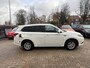 Mitsubishi Outlander 2.4 PHEV Pure / 1E EIGENAAR / APPLE CAR PLAY / TREKHAAK / ECC / CRUISE / NL-AUTO / CAMERA / STOELVERWARMING