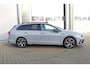 Volkswagen Golf Variant 1.5 eTSI R-Line Business