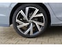 Volkswagen Golf Variant 1.5 eTSI R-Line Business