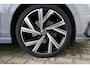Volkswagen Golf Variant 1.5 eTSI R-Line Business