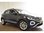 Volkswagen T-Roc 1.5 TSI 150PK DSG STYLE FABRIEKS GARANTIE VIRTUAL/CARPLAY/CAMERA