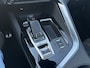 Peugeot 5008 1.2 PureTech Allure Pack 7p. / Panoramadak / Camera / Half leder / LED Koplampen / 19'' / Stoelverwarming / DAB / Dodehoek / Cruise Control
