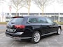 Volkswagen Passat Variant GTE 1.4 TSI PHEV 218PK | Panodak | Vol Leer | 360° | Standkachel | Virtual | IQ Light Matrix LED | Trekhaak | Stoelverwarming V+A+Stuurwiel |