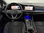 Volkswagen Golf 1.5 eTSI R-Line Pano, IQ Light, Navi, Alcantara, Sfeerverlichting, Parkeersensoren, Cruise control, Stoelverwarming