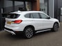 BMW X1 SDrive20i VDL Nedcar Edition 59.000km | Panoramadak | HarmanKardon | Camera | Elektr.klep | Headup | Leer | LED kopl | 19''
